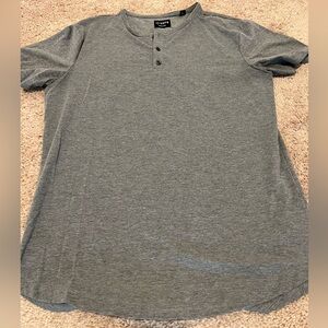 Men’s Cuts Clothing AO Henley Curve Hem T-Shirt - Large - Gray